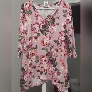 HoneyMe Gabby Woman’s Tunic Top Roses Pink 3/4 Sleeve Ruffle